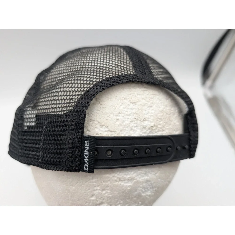 Dakine Handcrafted Quality Trucker Hat Black Mesh Snapback Mountain 10002476